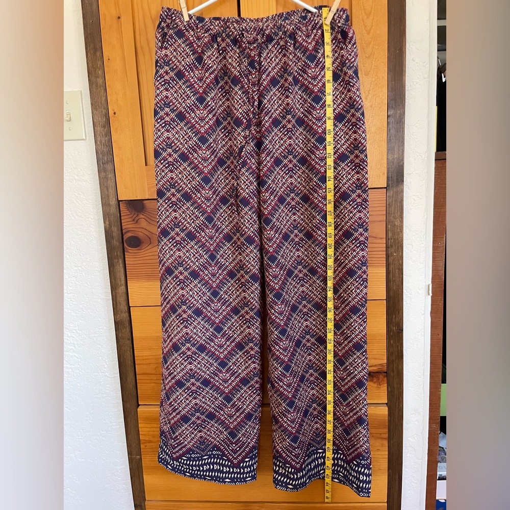 Japna brand patterned pull-on pants size Large